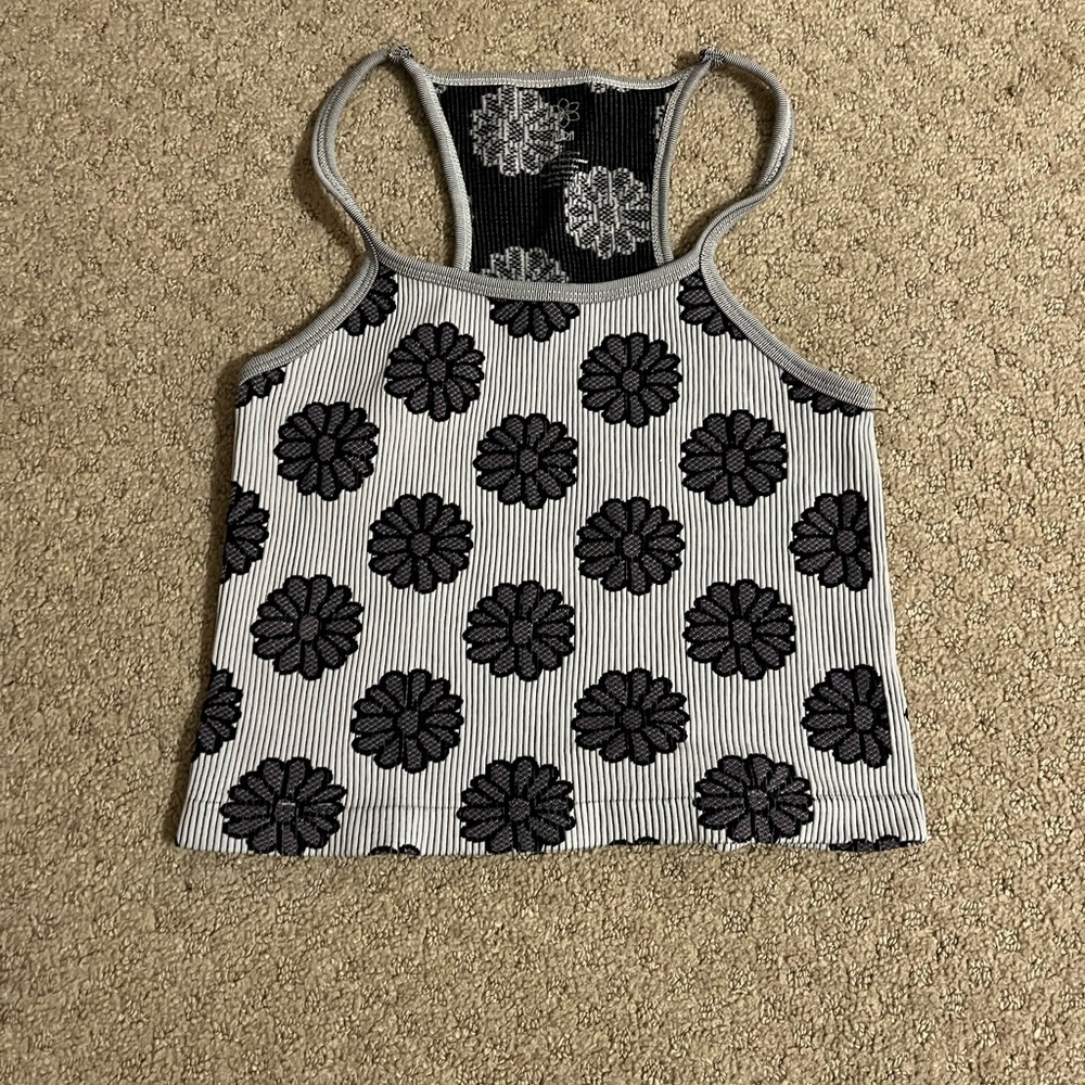 Flower lounge tank